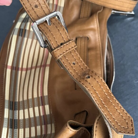 Burberry Sliced Check Beaton Bag - Picture 3 of 6